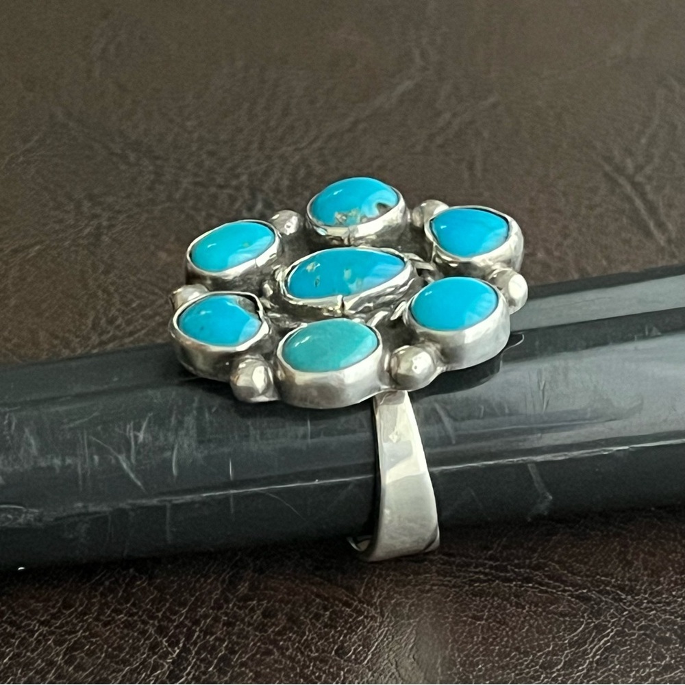 Vintage signed Zuni large Turquoise and sterling silver cluster ring - Picture 10 of 14